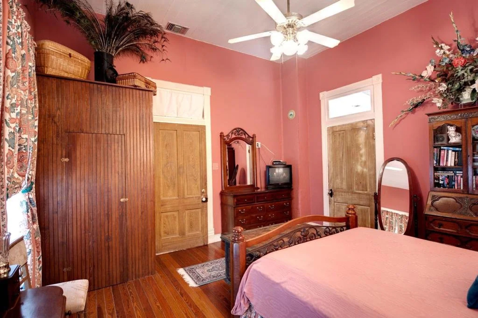 Antoinettes Cottage Bed and Breakfast