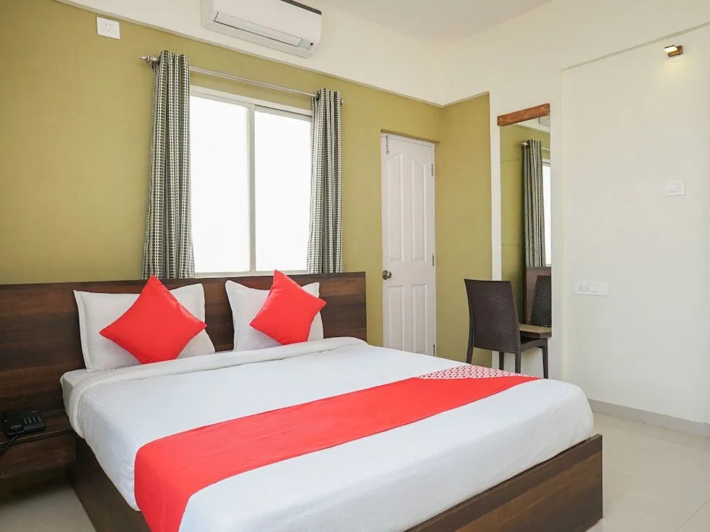 OYO 12538 Twin Tower 2