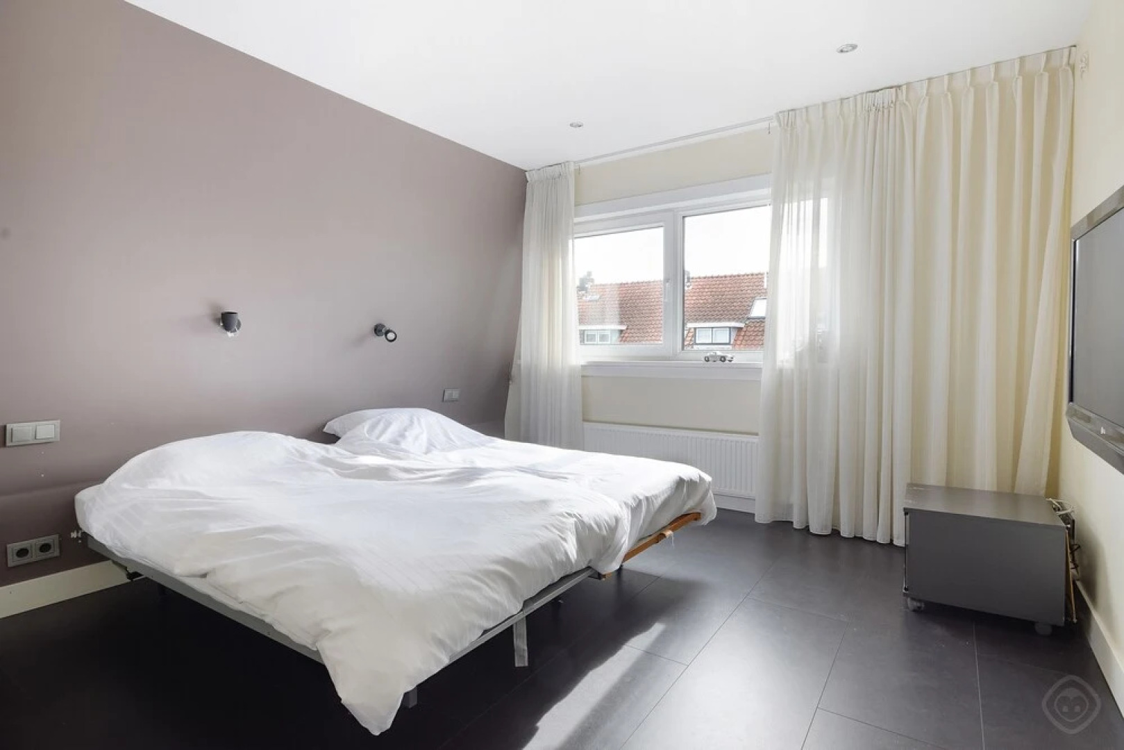 Elegant Riverside Apartment