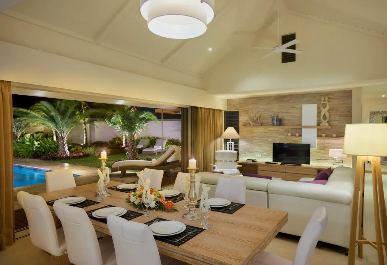 Clos du Littoral by Fine and Country