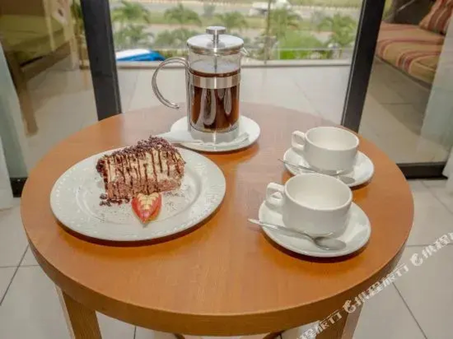 Ela Beach Hotel & Apartments
