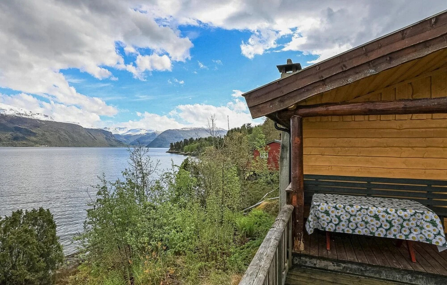 Amazing Home in Balestrand With 3 Bedrooms
