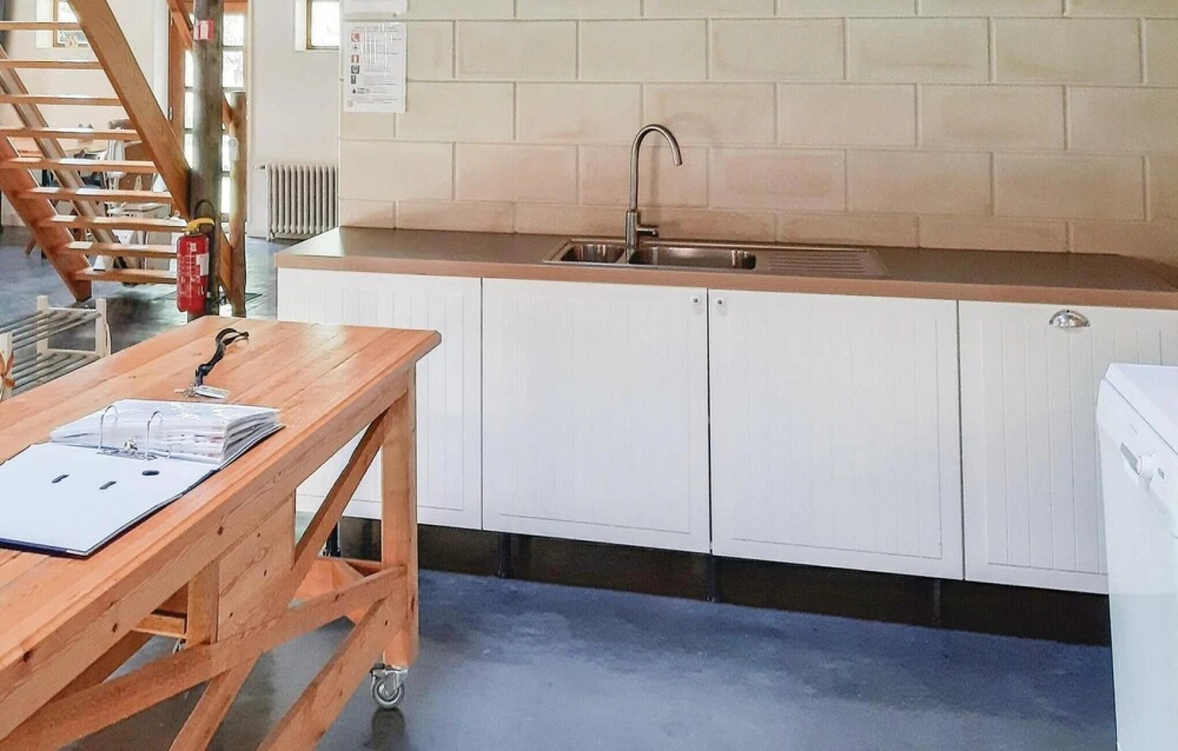 Awesome Home in Leke With 4 Bedrooms and Wifi