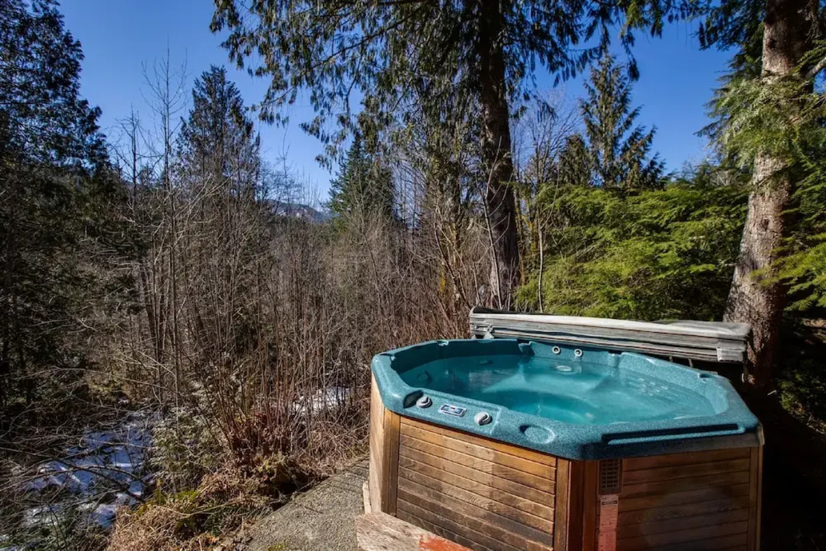 53MBR - Hot Tub - Wi-Fi - Sleeps 6