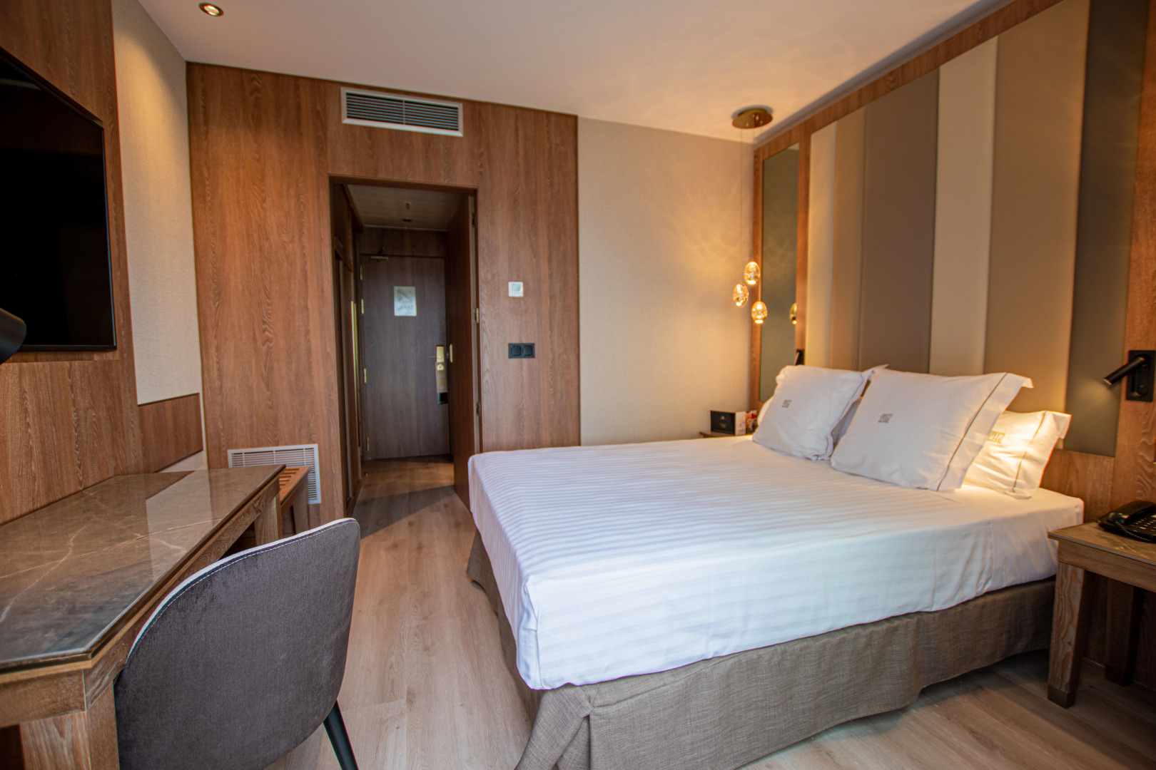 Hotel Granada Center