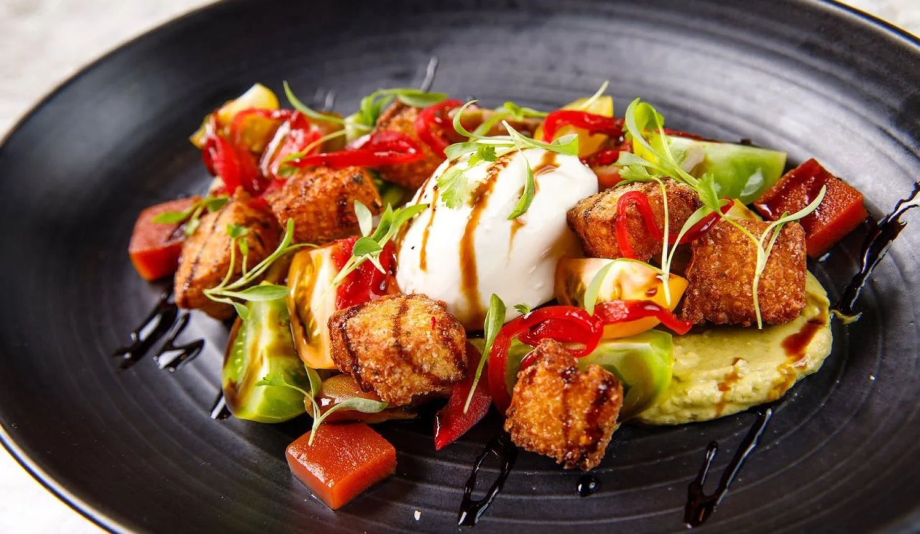 Naples Bay Resort & Marina