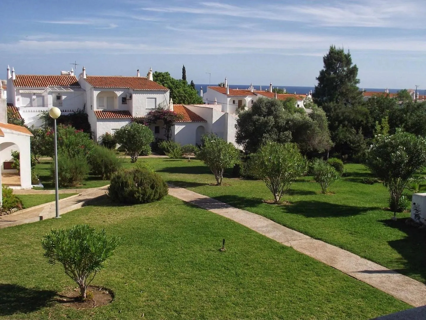 Vilas Marrocha  Senhora da Rocha