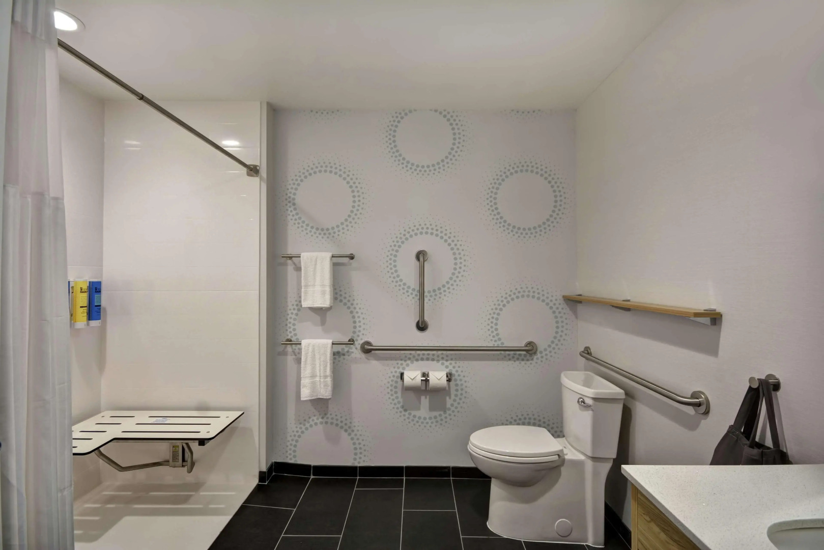 Tru by Hilton Huber Heights