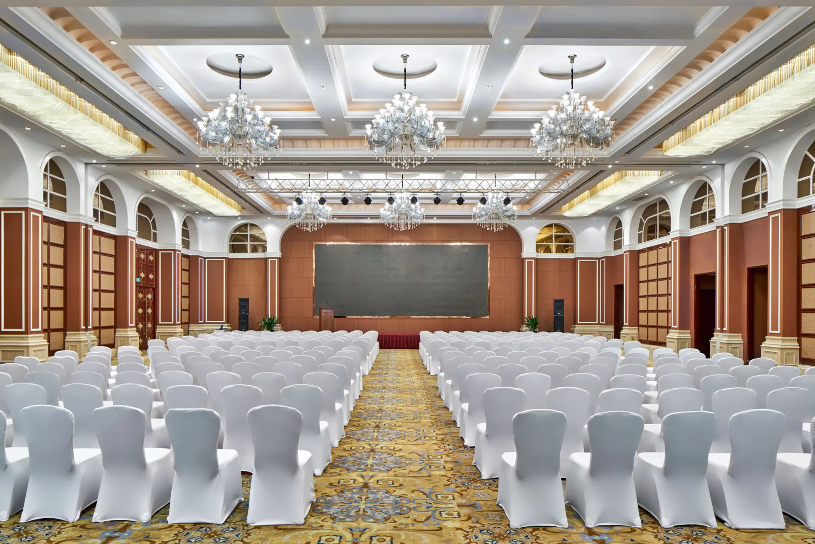 Crowne Plaza Zhenjiang by IHG