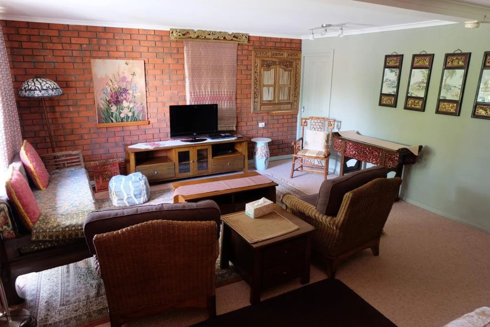 Grindelwald Lodge and Gardens