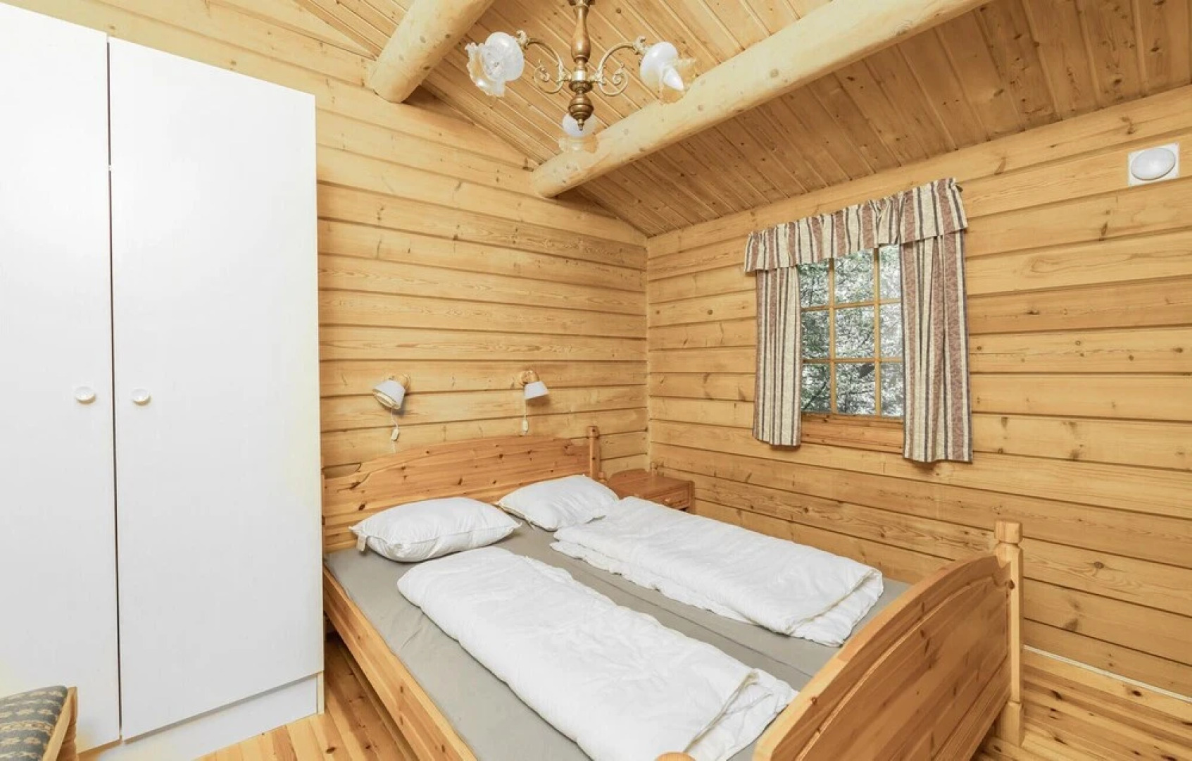 Awesome Home in Olden With 3 Bedrooms, Sauna and Wifi