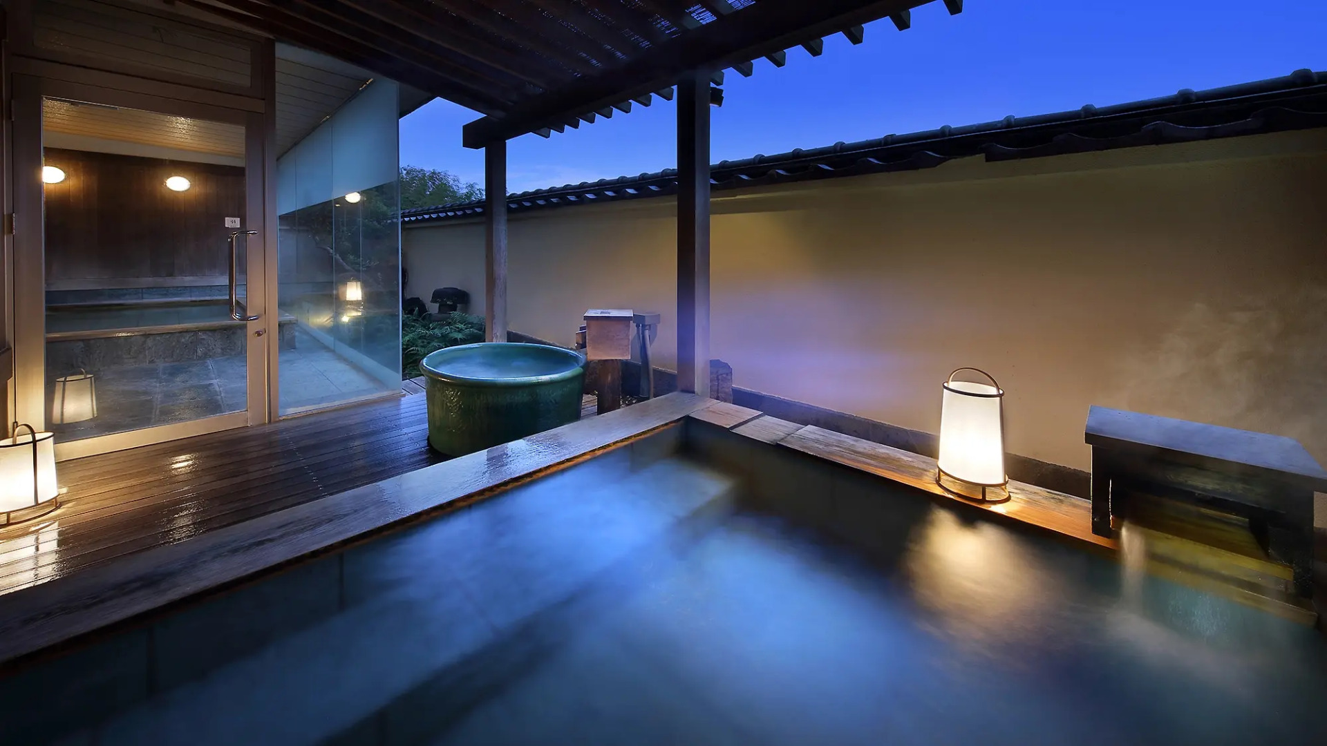Atami Onsen Sakuraya Ryokan
