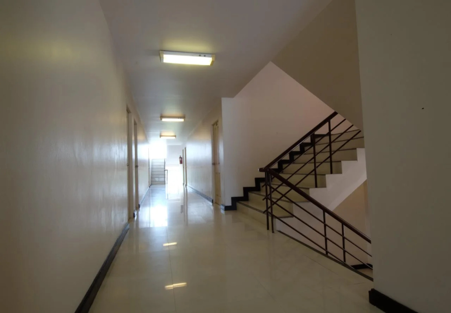 Silpsuvarnabhumi Apartment