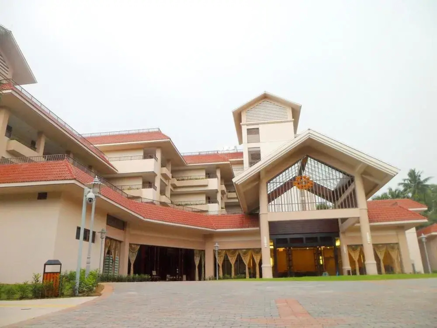 Coconut Grove Herton Sea View Hotel