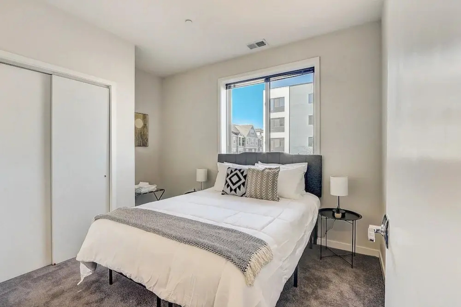 FRONTDESK The Hub at 31 Brewerytown Apts Philadelphia