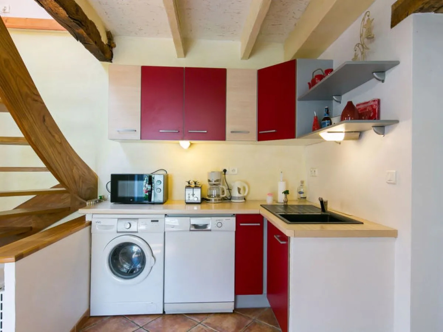 LHirondelle (SJD202)