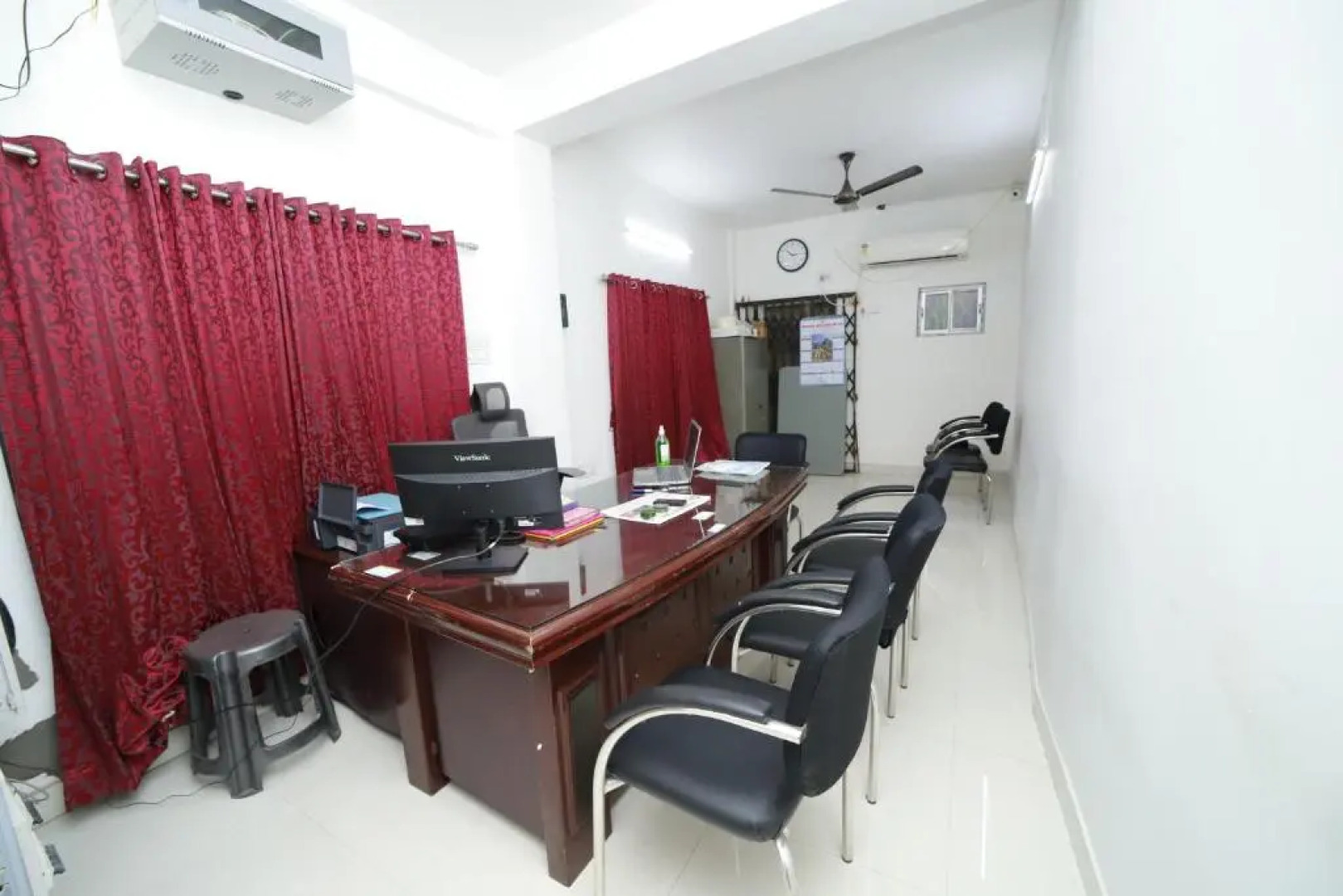 Rishika Ac Banquet And Guest House