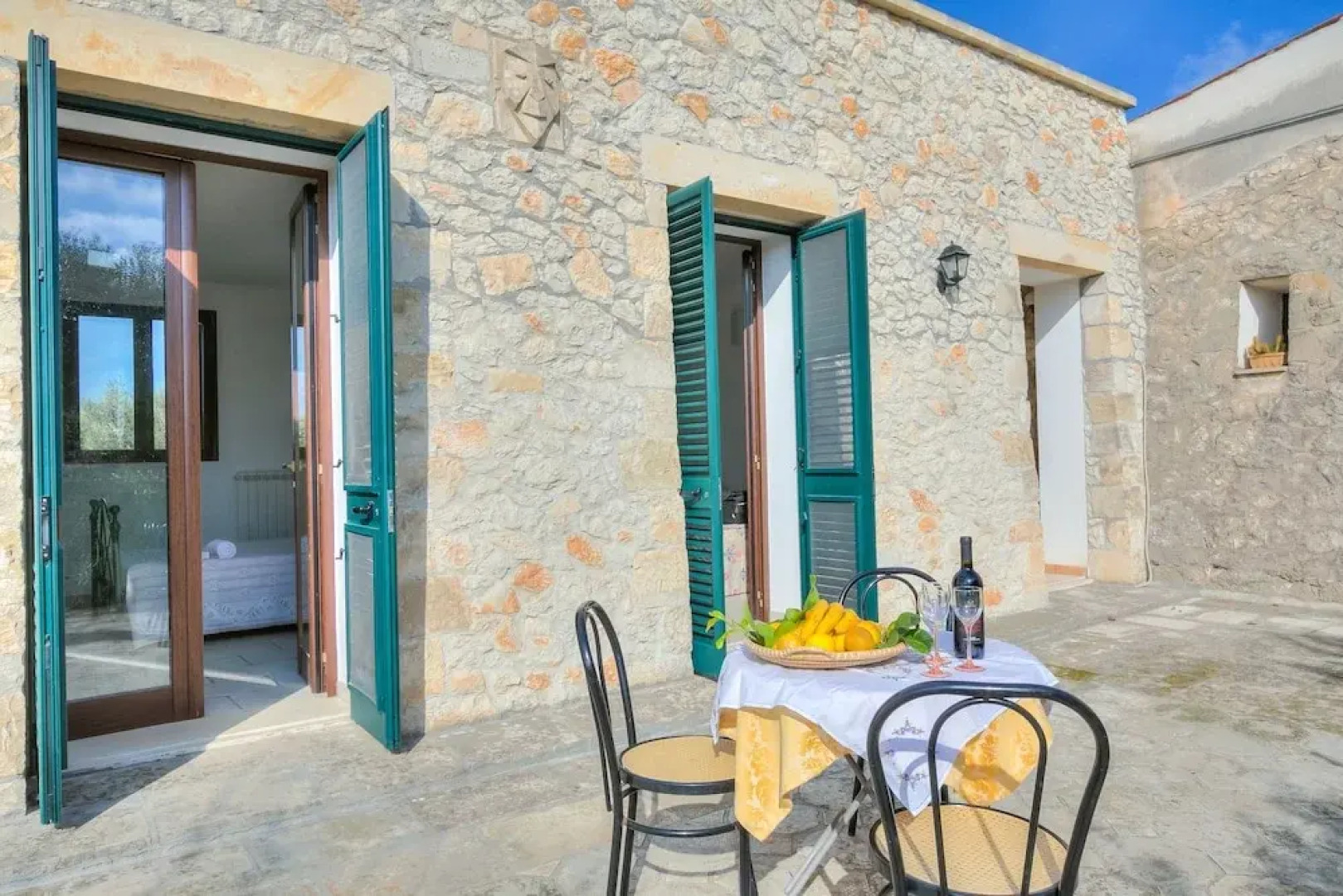 Villa Degli Dei With Garden and Pool