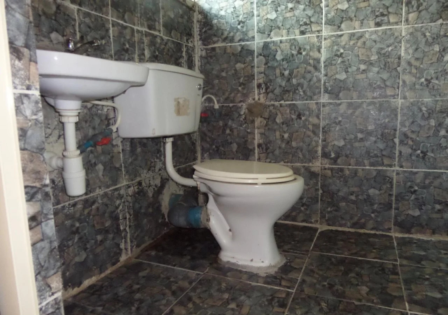 Abi-K Suites and Inn