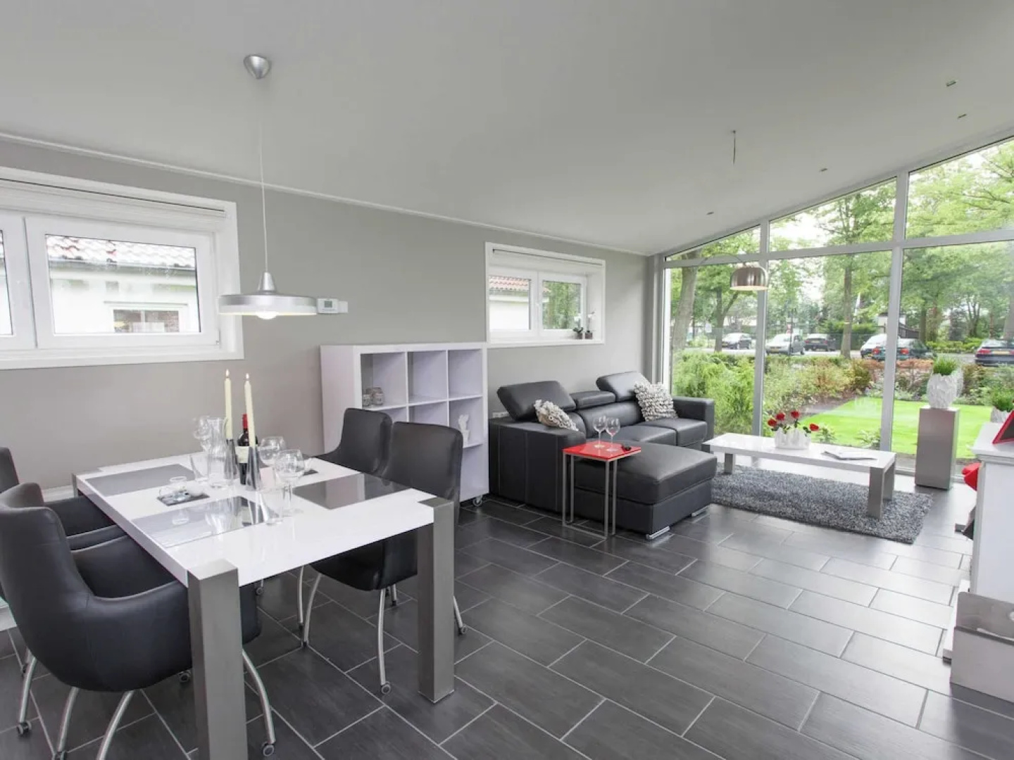 Light Bungalow With Dishwasher, Near Maastricht