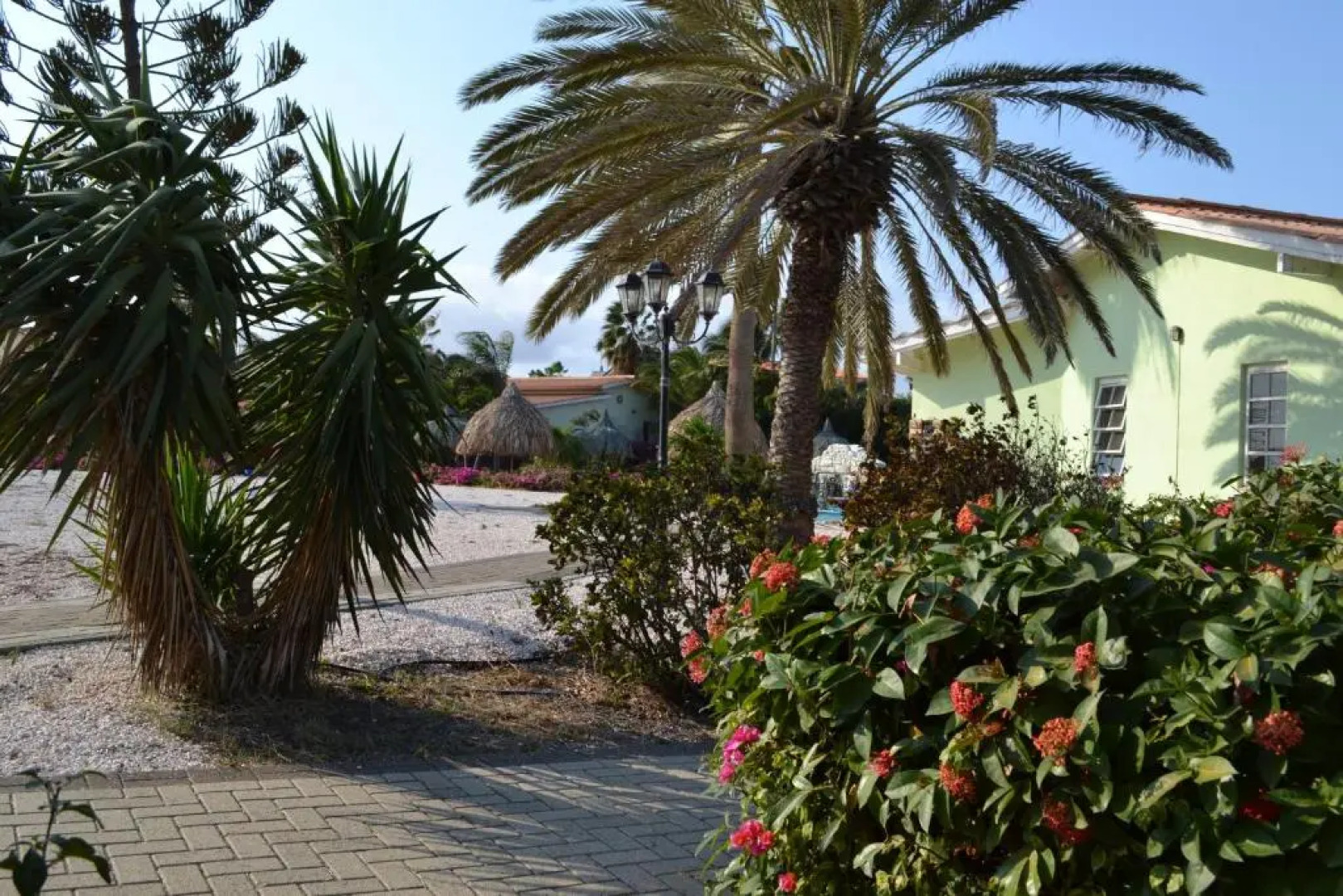 Seru Coral Resort studio 16