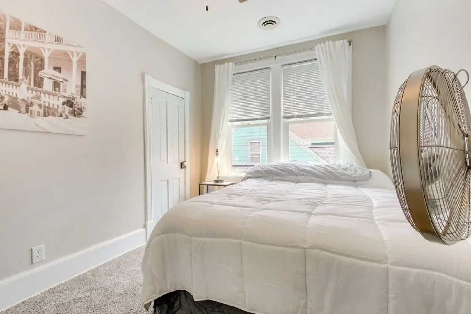 3 Mi to Road America: Spacious Elkhart Lake Home!