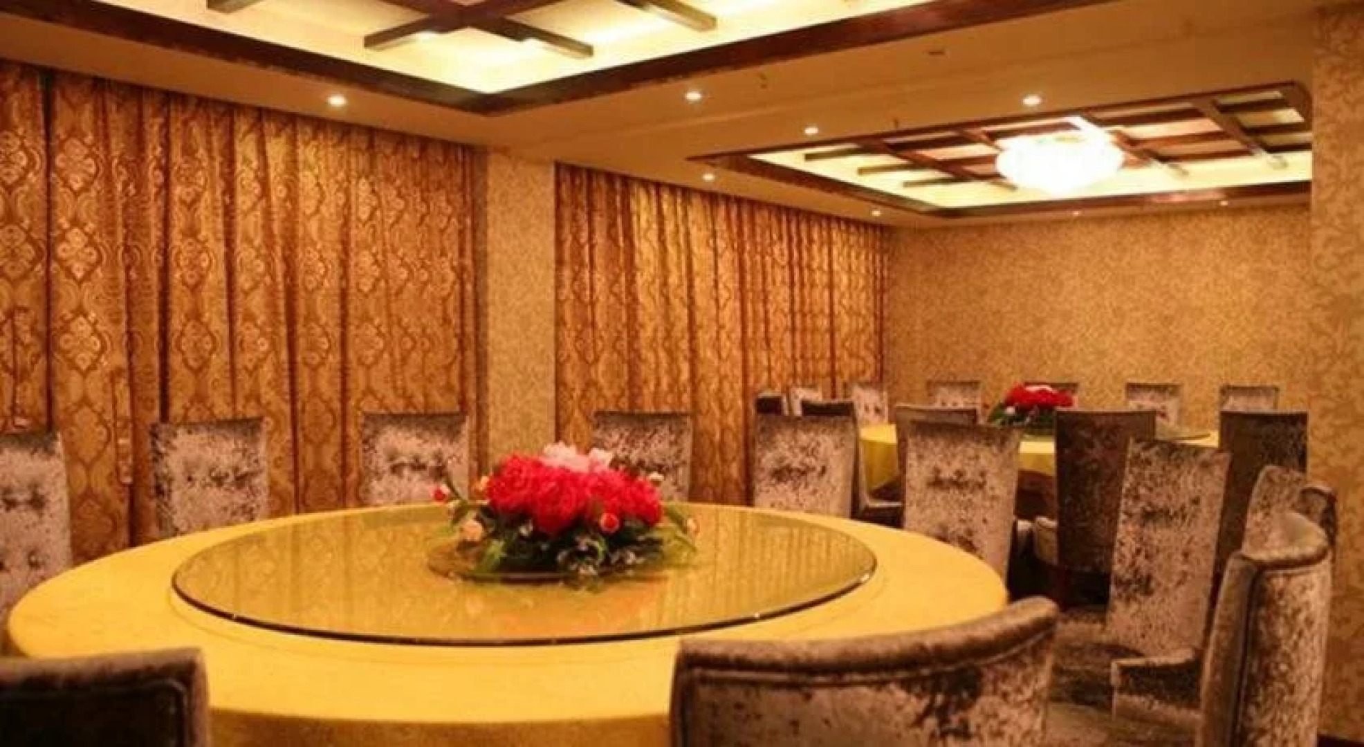 Jin Dun Celebrity International Hotel