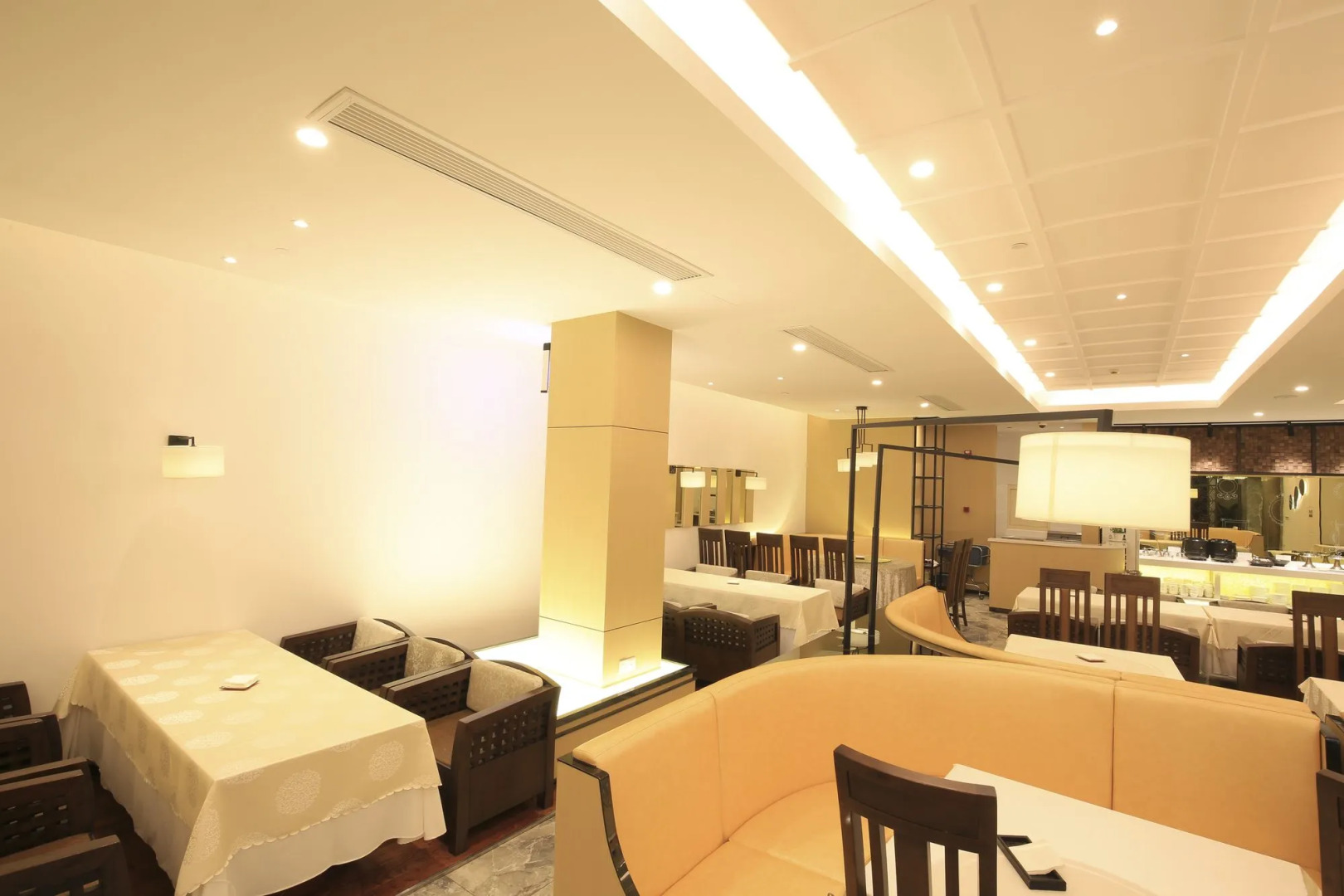 Shanghai Crown Crystal Hotel