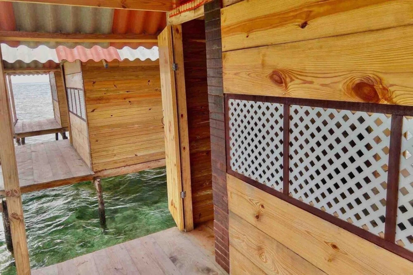 Paradise Over the Water Cabins in San Blas