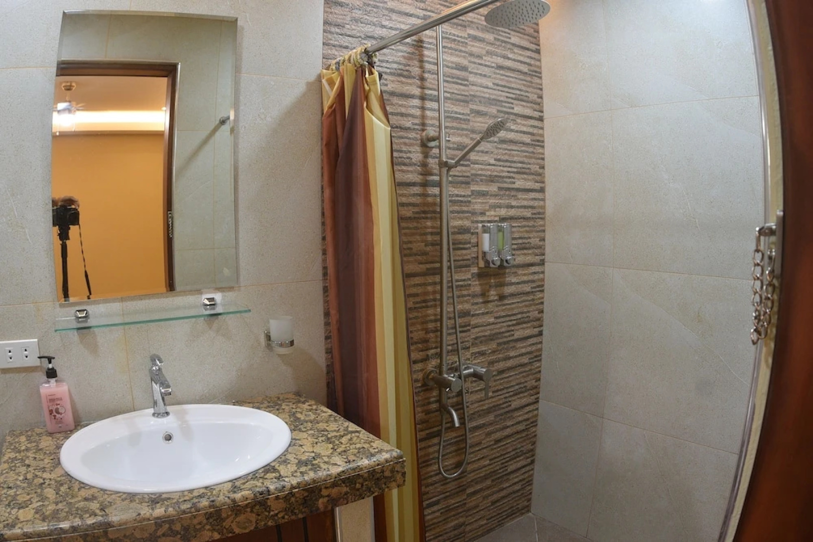 Angela's Resort and Leisure Farm - Hostel