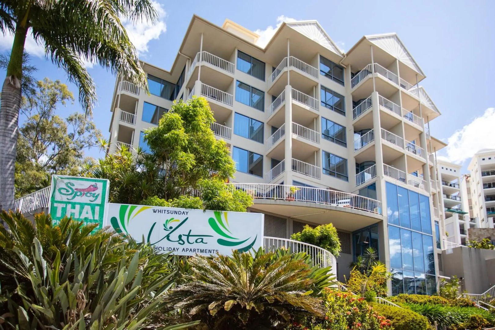 ☆Airliedise☆NO hills☆5min walk 2 Port of Airlie/Ferry terminal☆WiFi☆Netflix