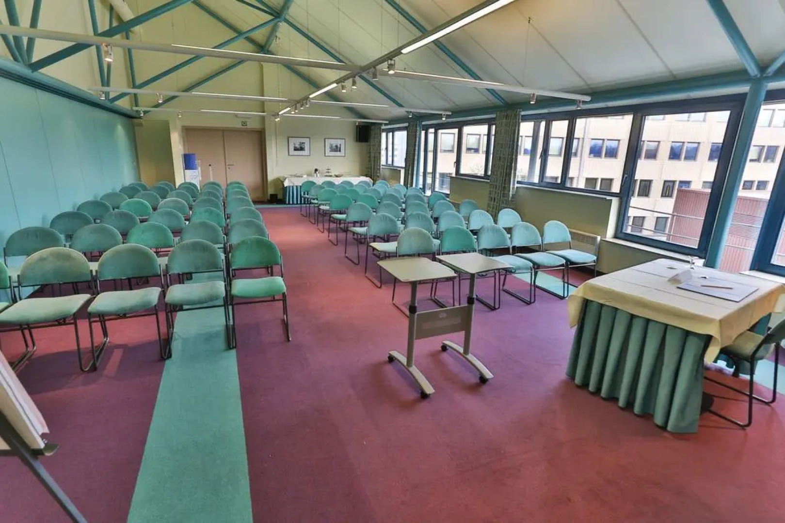 Leonardo Hotel Charleroi