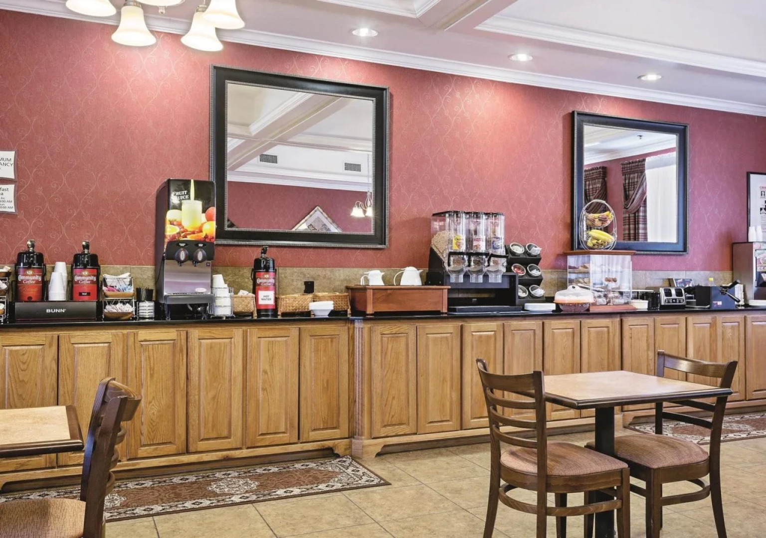 Americas Best Value Inn & Suites Gun Barrel City