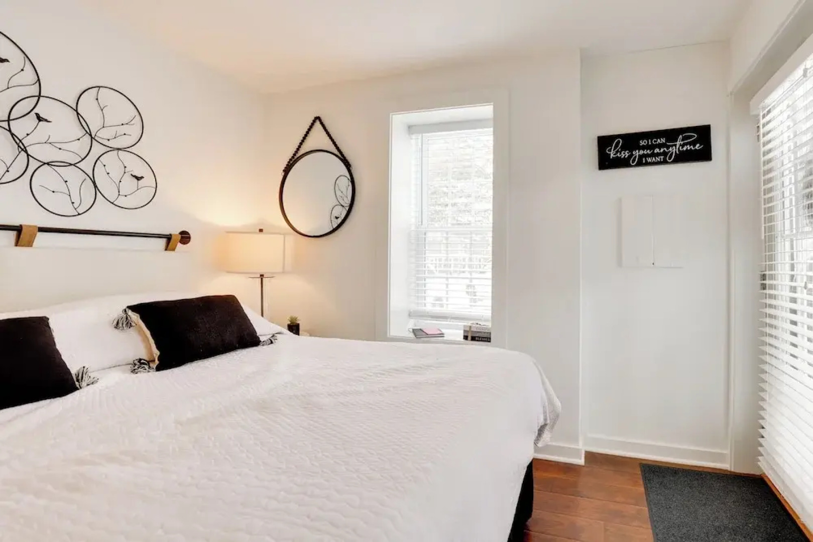 Walkable Studio on Historic Hammondsport Property!