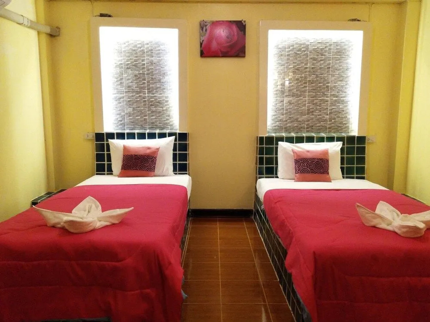 Baan Sai Thong Hotel