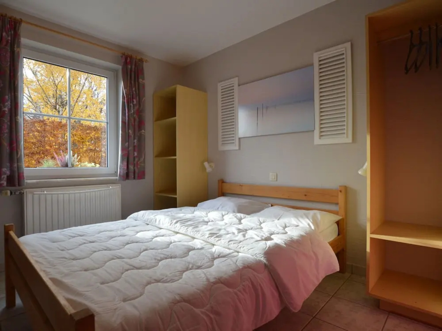 Modern Holiday Home in Robertville with Garden