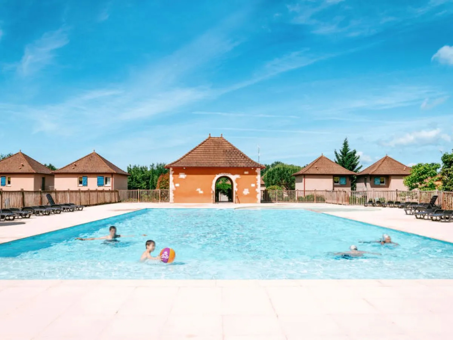 Le Domaine de Claire Rive (PYC402)