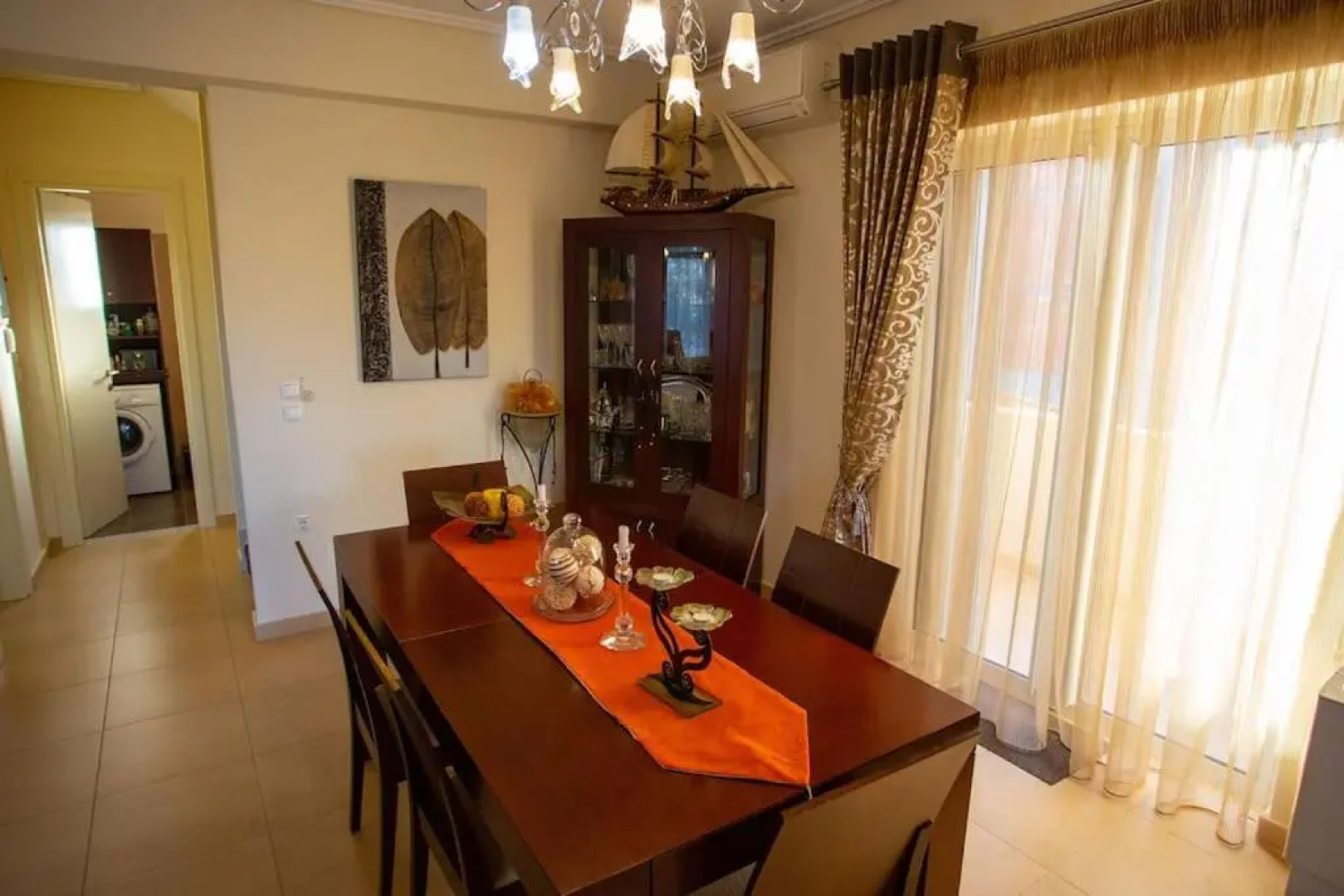 Fou's luxury apartment