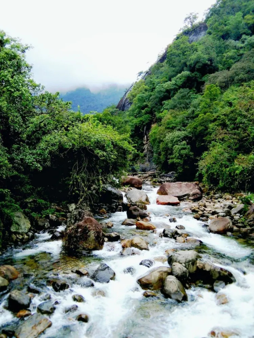Meemure isabulana resort - Hostel