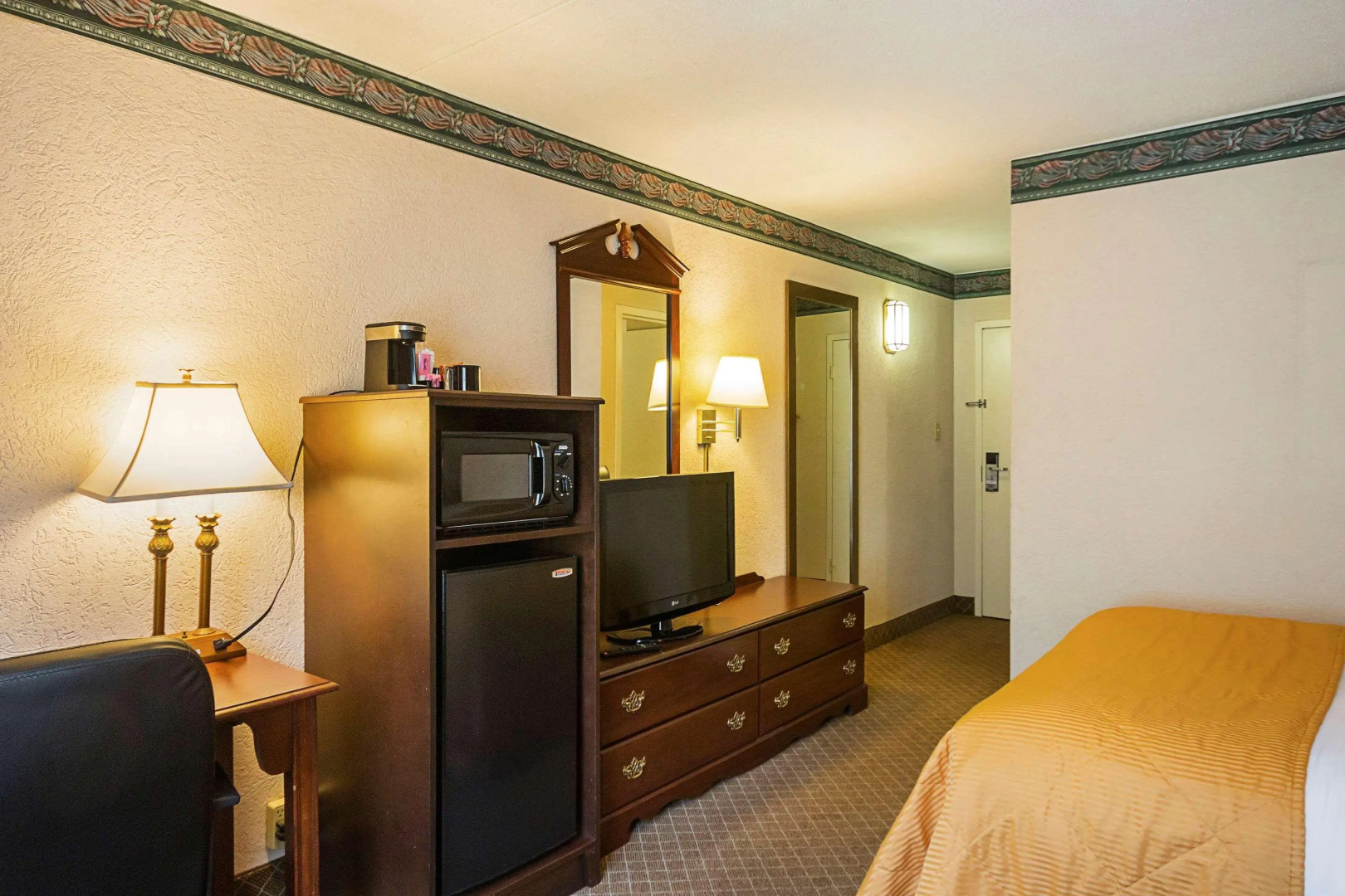 Clarion Inn Fairmont