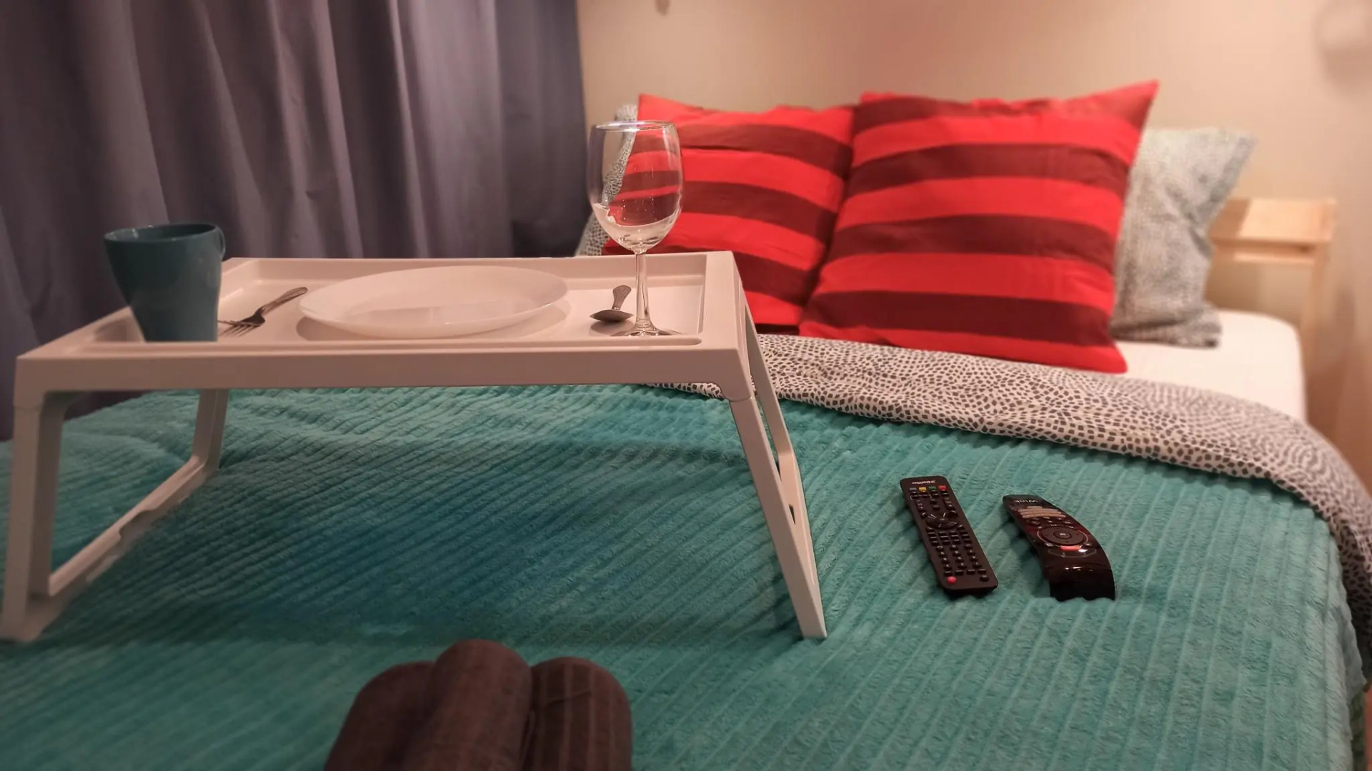 Диван и Чемодан на ул. Ленина, 79