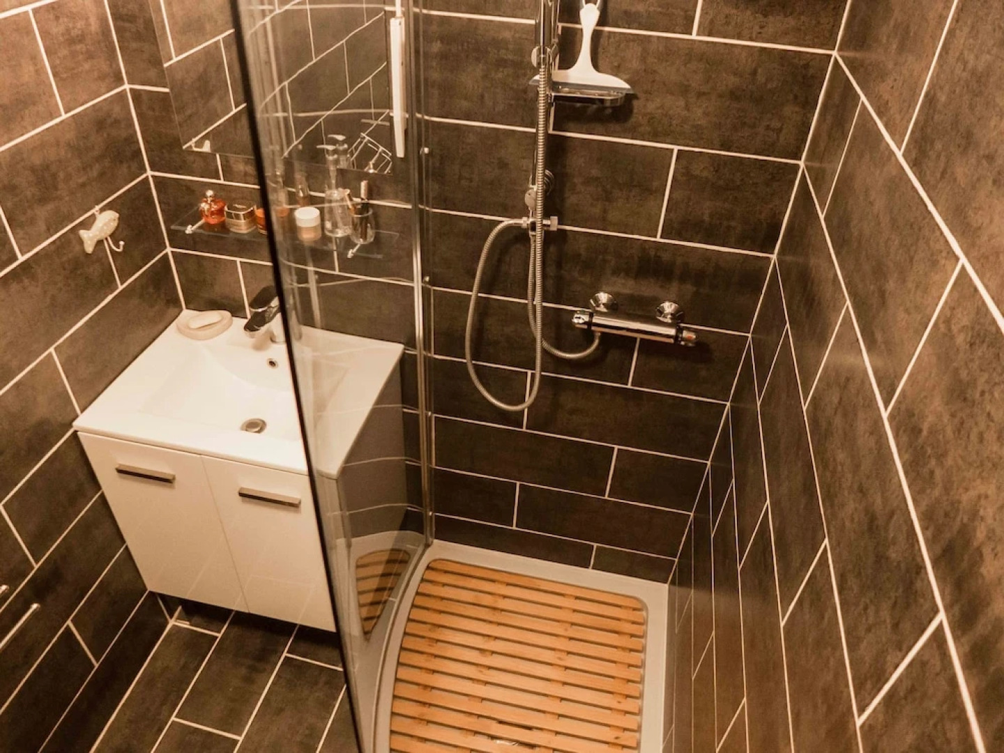 Lovely Holiday Home in Sainte-Valiere with Swimming Pool