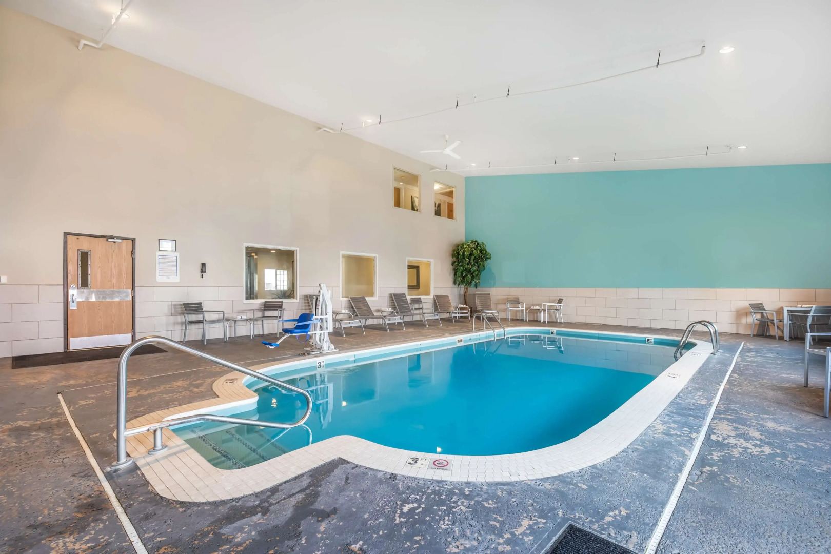 Best Western Plus University Park Inn & Suites