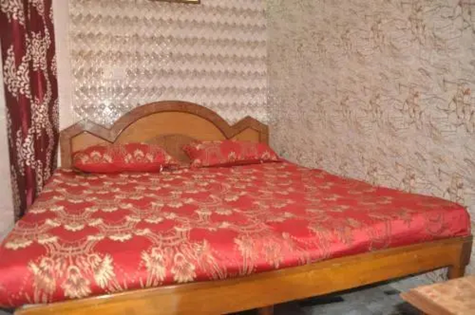 Pari Guest House