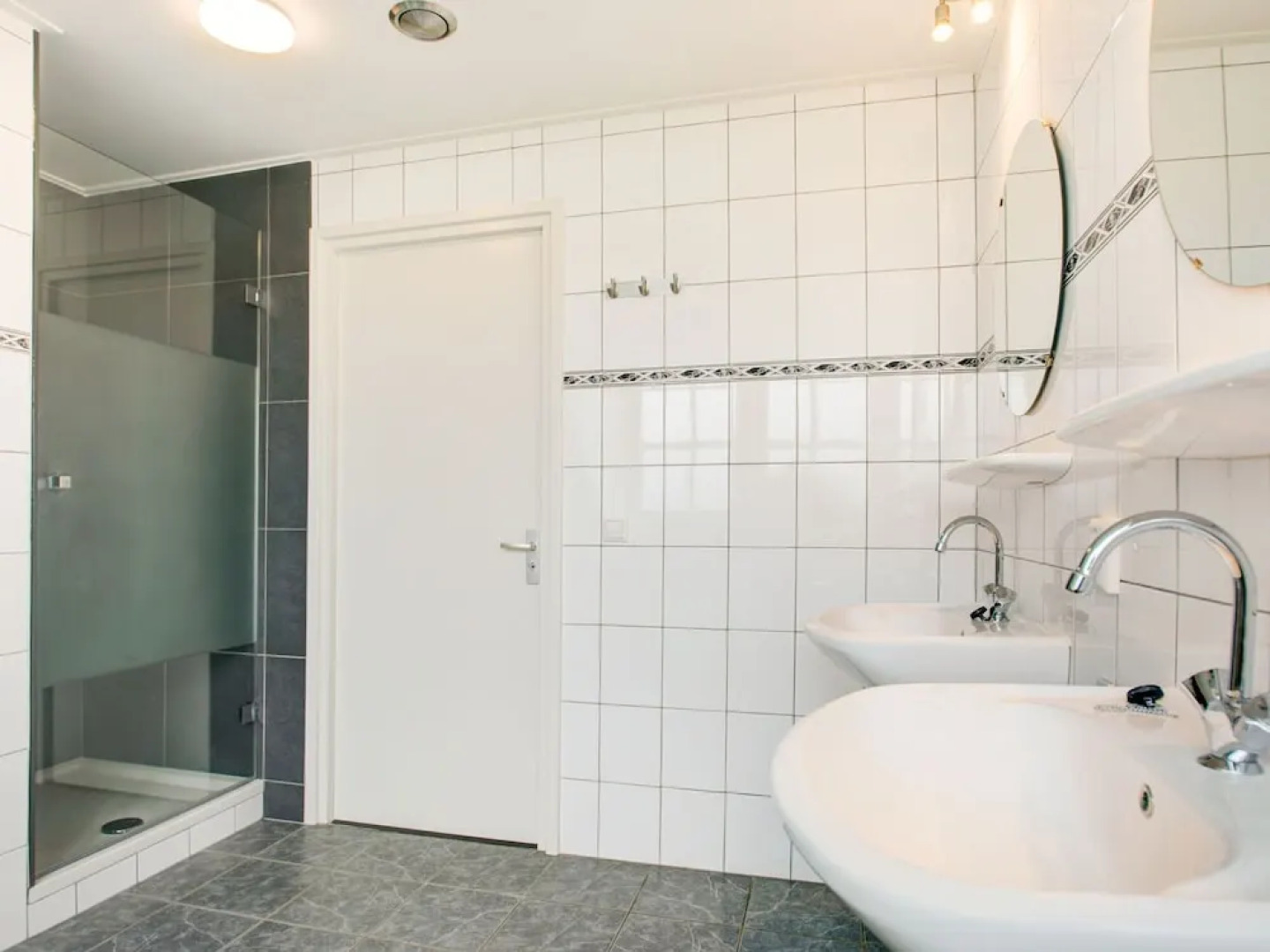 Modern Holiday Home in Diessen with Forest Nearby