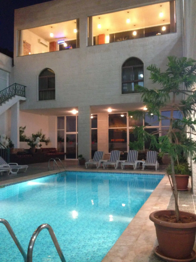 Al Anbat Hotel & Restaurant