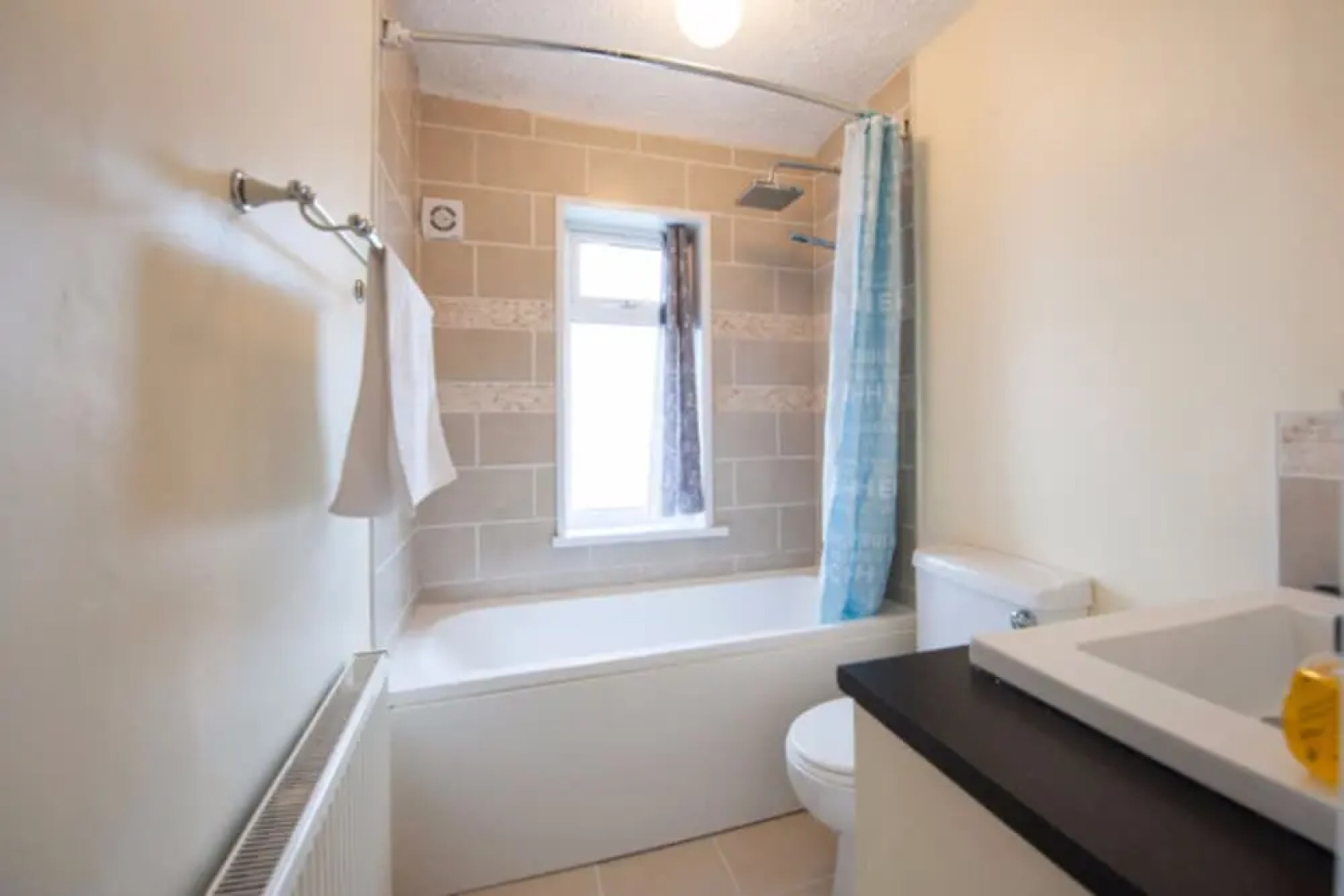 Holiday Home - Sleeps 7