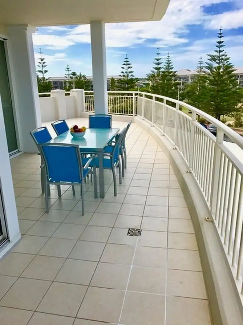 Resort Ocean Front Suite 2222