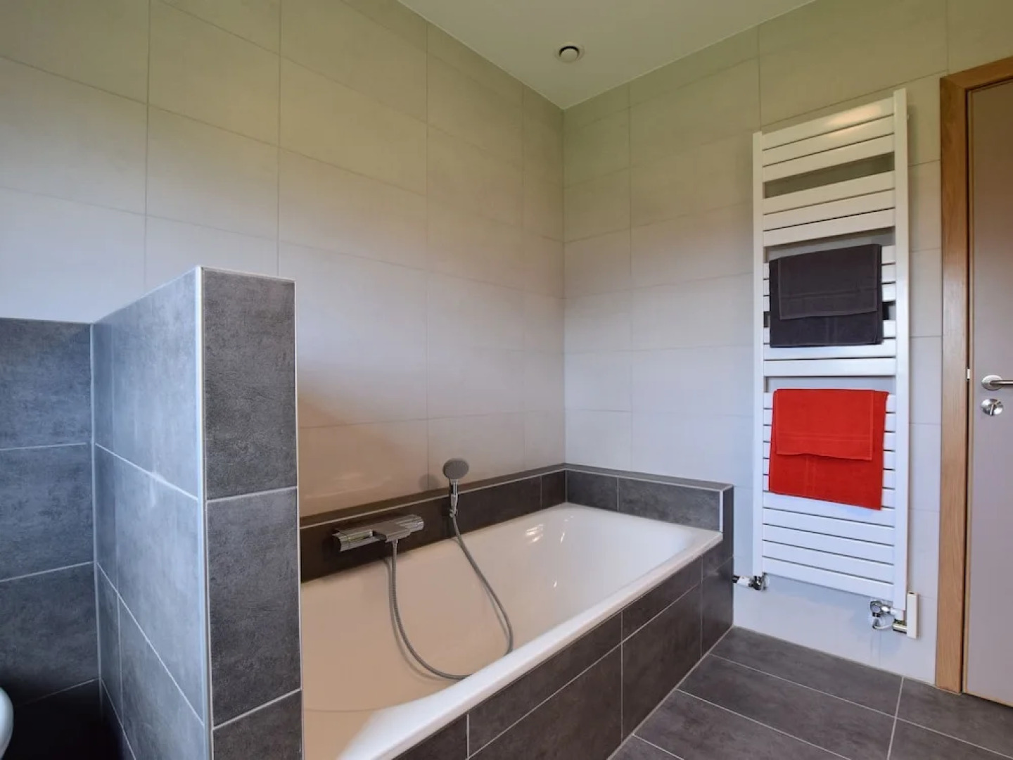 Stylish Apartment In Leglise With Terrace