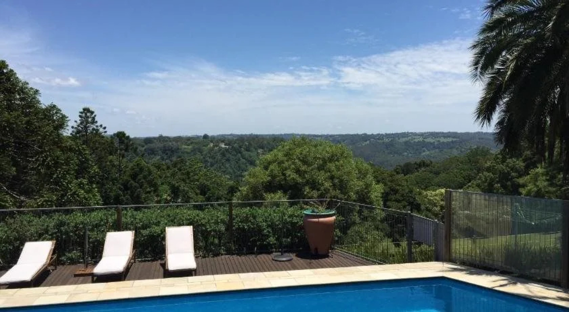 Montville Holiday Apartments